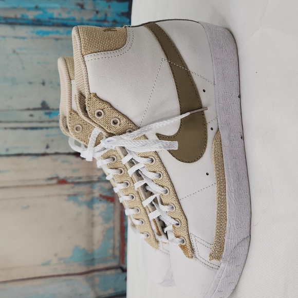 Nike Blazer Mid GS Khaki Sneakers - Picture 3 of 8